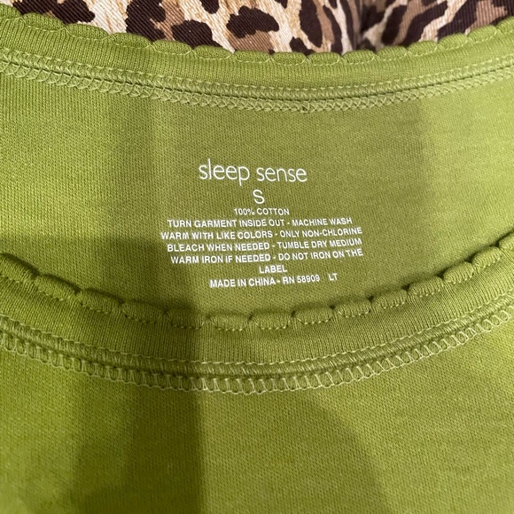 NWT Small sleep sense pajama top Dusty Green - Picture 4 of 5